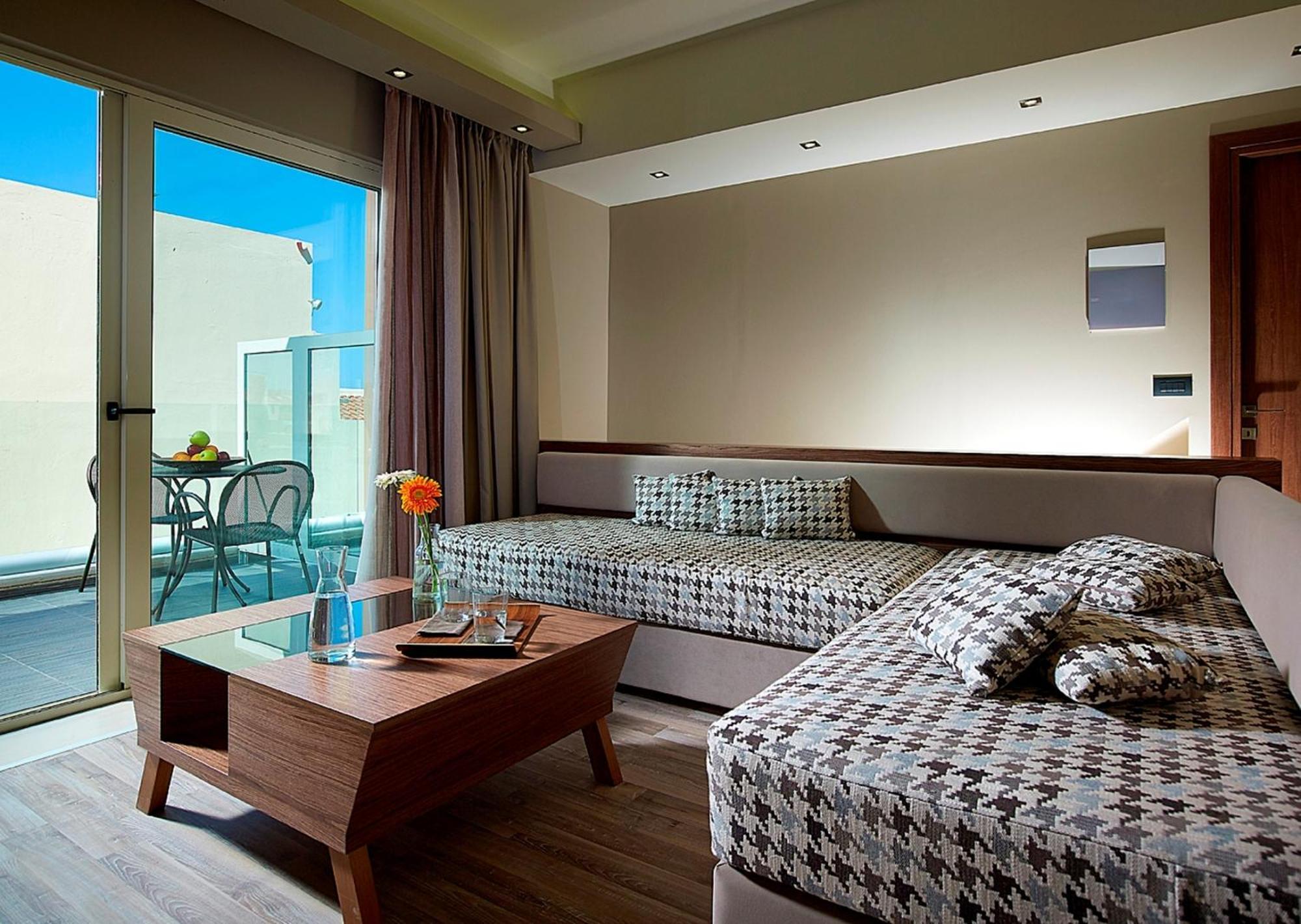 Elotis Suites (Adults Only) Agia Marina  Room photo